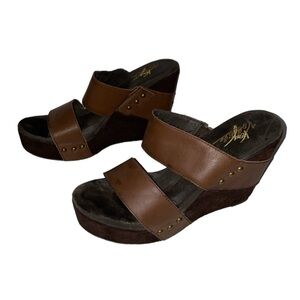 Very Volatile Karma‎ Women Open Toe Wedge Platform Sandal Brown Slip-On Casual